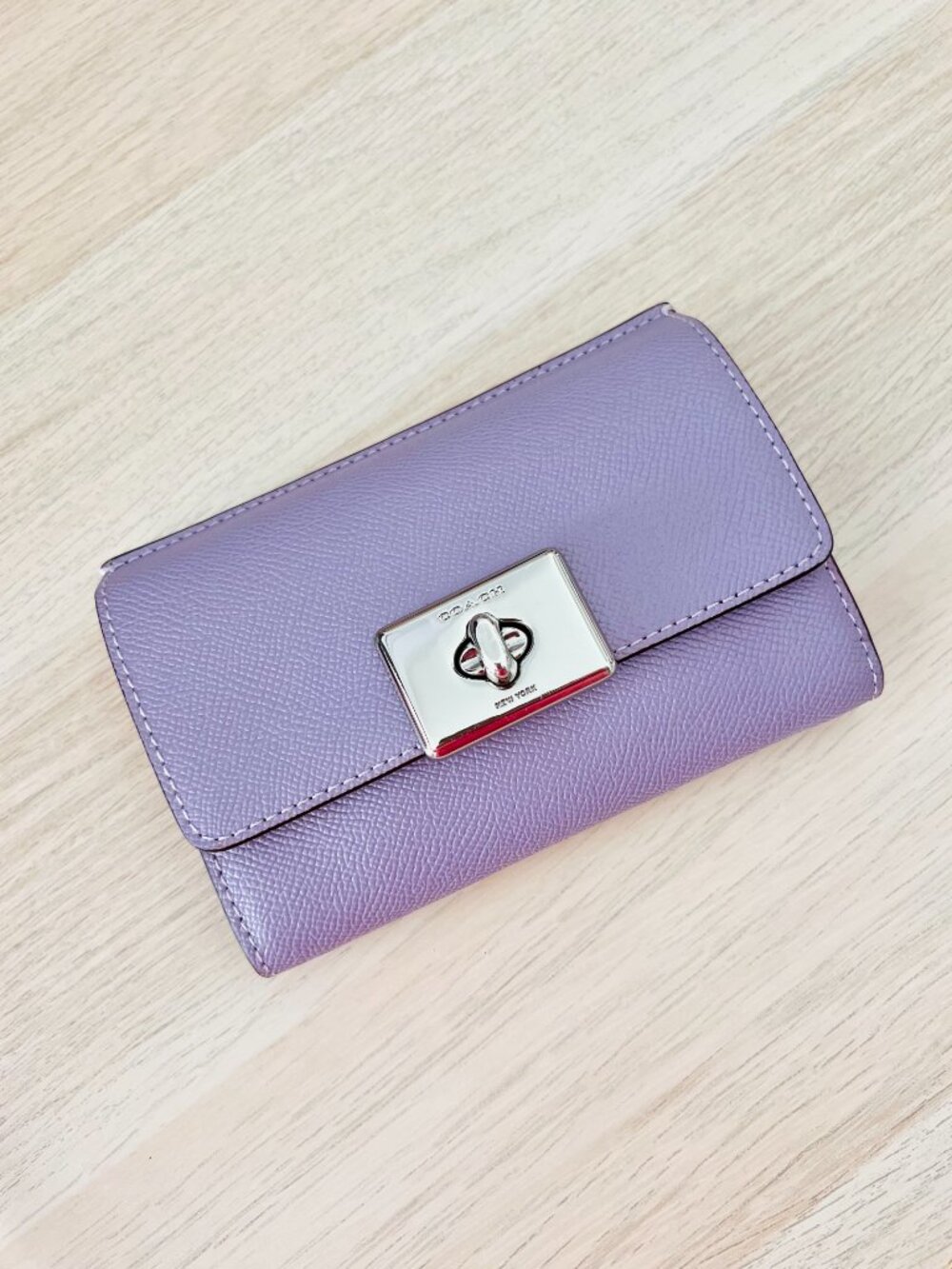 COACH Lilac Leather Wallet w/ Box | Gift Ready - Picture 2 of 14